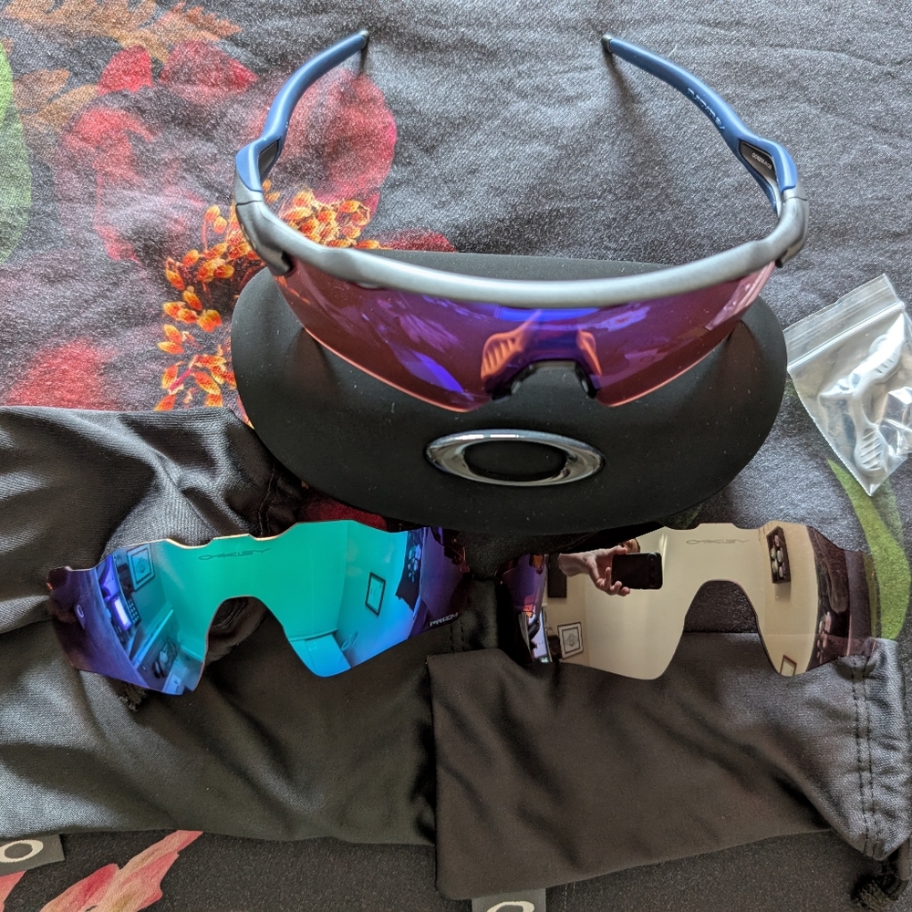 Oakley Radar EV With 3 Prizm Lenses and Case